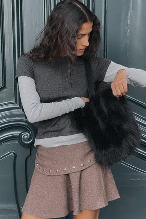 Beuteltasche aus Kunstpelz