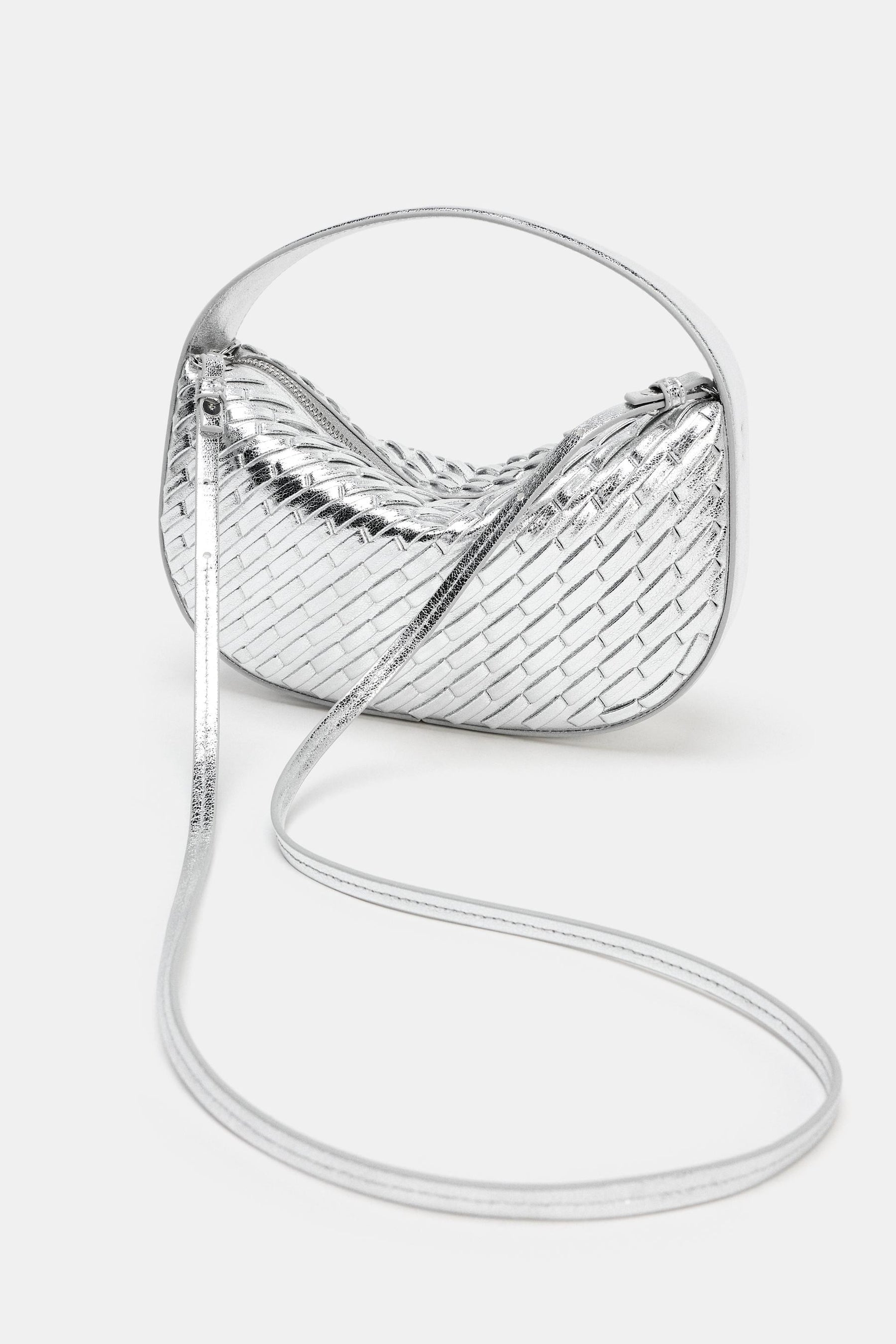 GEFLOCHTENE HANDTASCHE