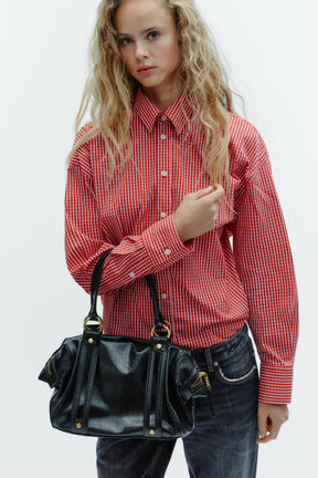 SCHULTERTASCHE MIT DETAILS